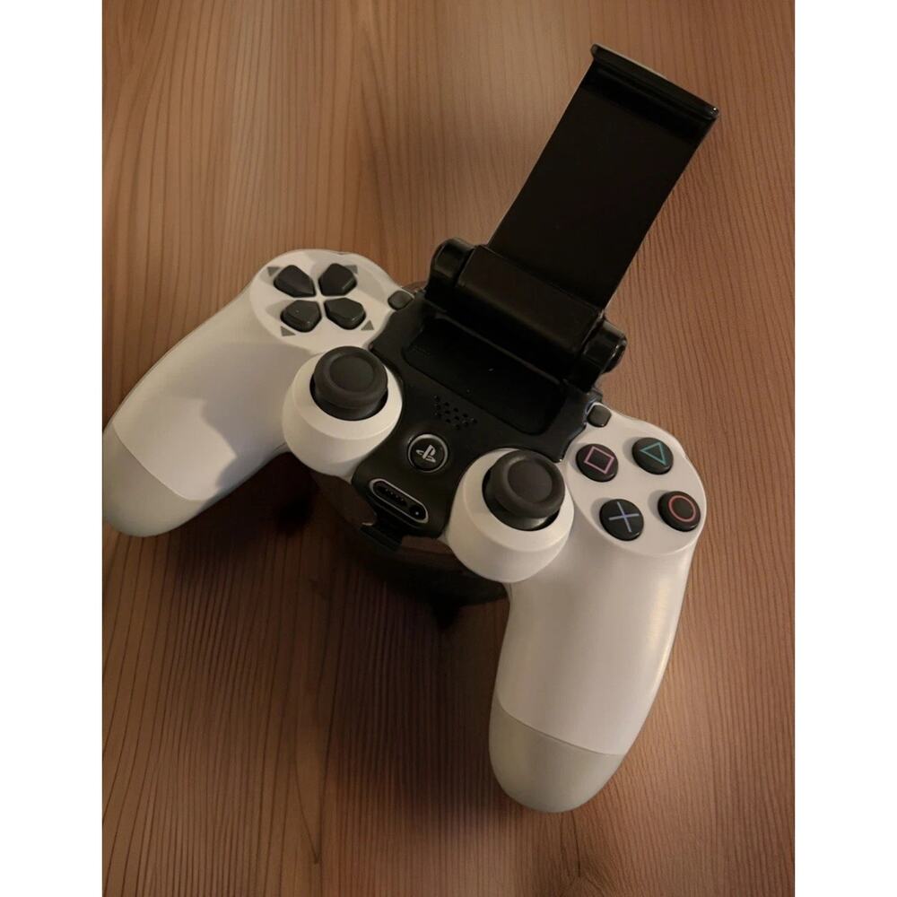 Phone Mount Controller Mount For PlayStation 4 PS4- Controller not included